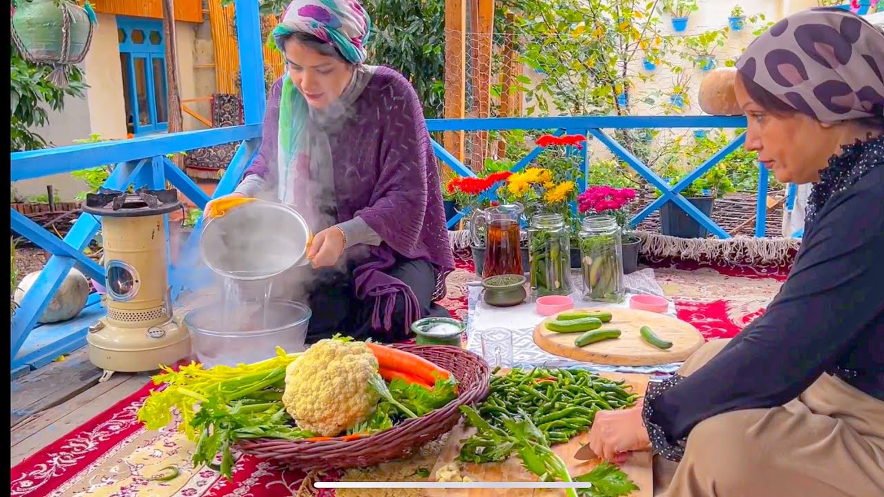 Making pickled cabbage and vegetables in the village|rural lifestyle