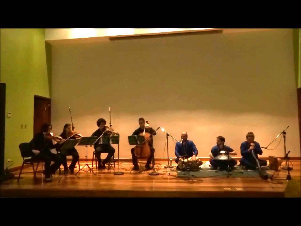 Cuarteto Hispano junto a TaHaDi- (Tabla, Hang & Didgeridoo)
