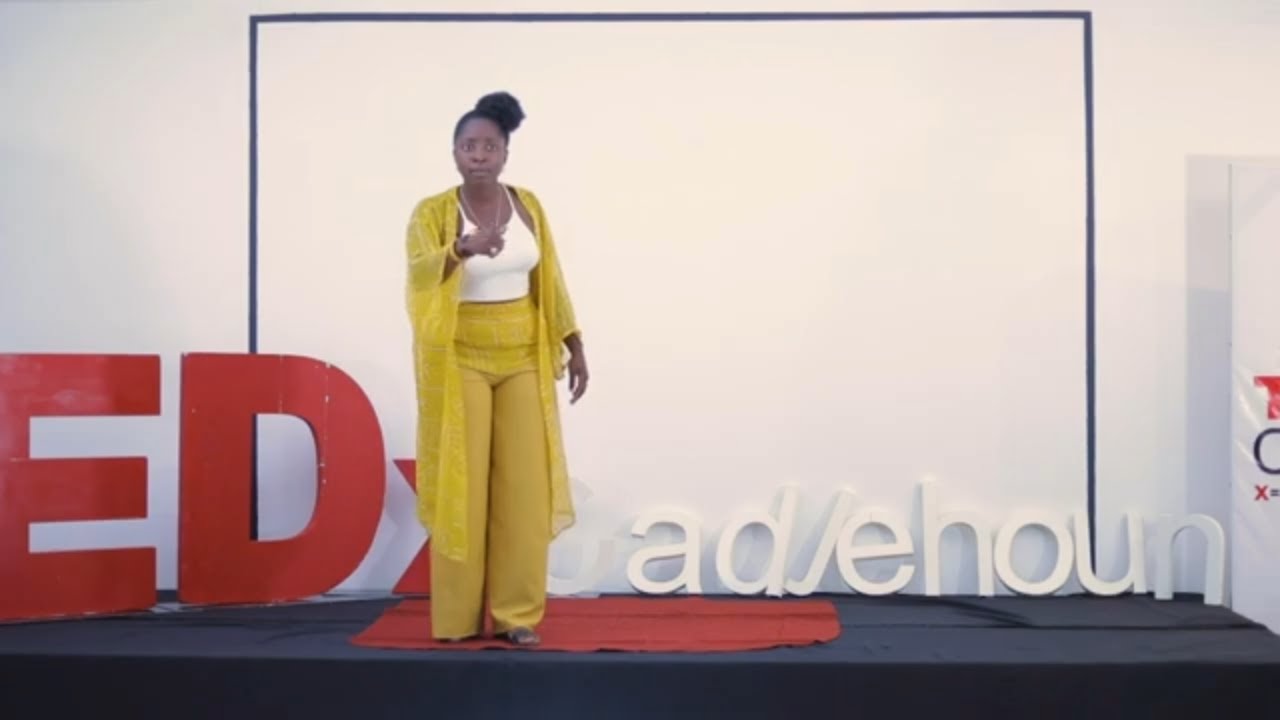 L'Afrique au delà de ses frontières | Sandy Abena | TEDxCadjèhounWomen