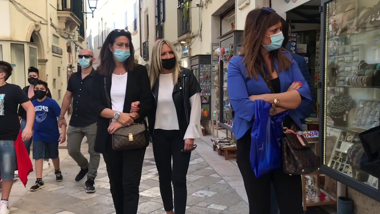 Passeggiata per il centro storico di Otranto. Lecce . Giugno 2020 .