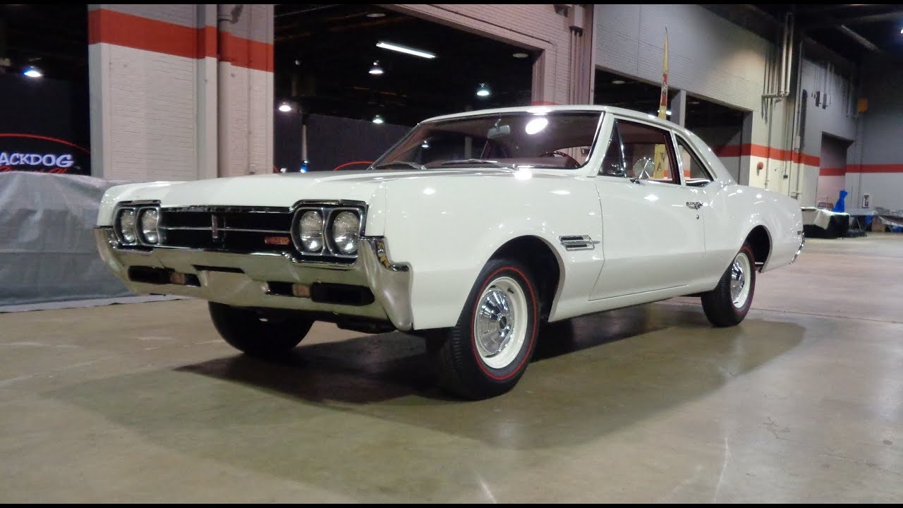 1966 Oldsmobile Olds 442 W-30 W30 Post Car in White & Engine Sounds My Car Story with Lou Costabile