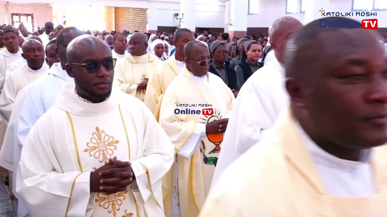 TAZAMA ANDAMO TAKATIFU KUELEKEA DARAJA YA USHEMASI JIMBO KATOLIKI MOSHI PAROKIA YA KRISTO MFALME
