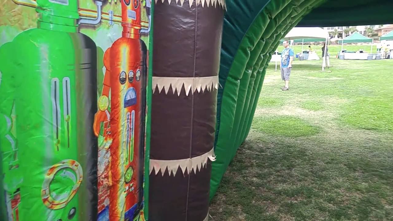 Giant Inflatable maze
