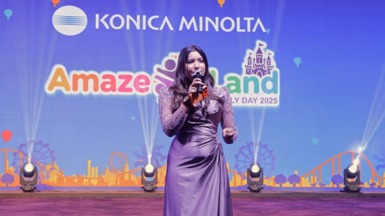 Anchor Rimjhim Hosting AmazeLandFamily Day for Konica Minolta ✨
