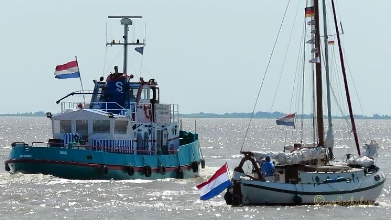 Emden Port busy historic ship traffic Emder Matjesfest Abschied der Traditionsschiffe