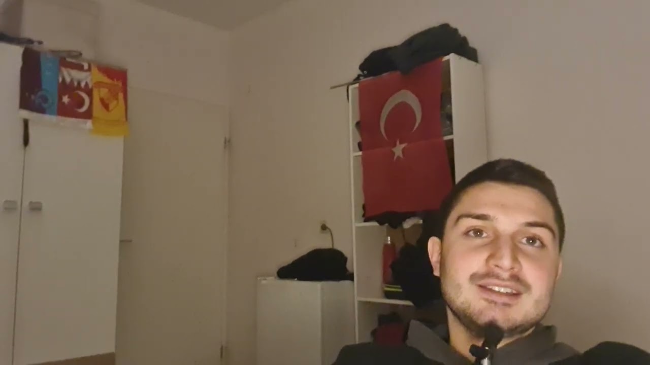 Issız bir ormanda yolunu aramak