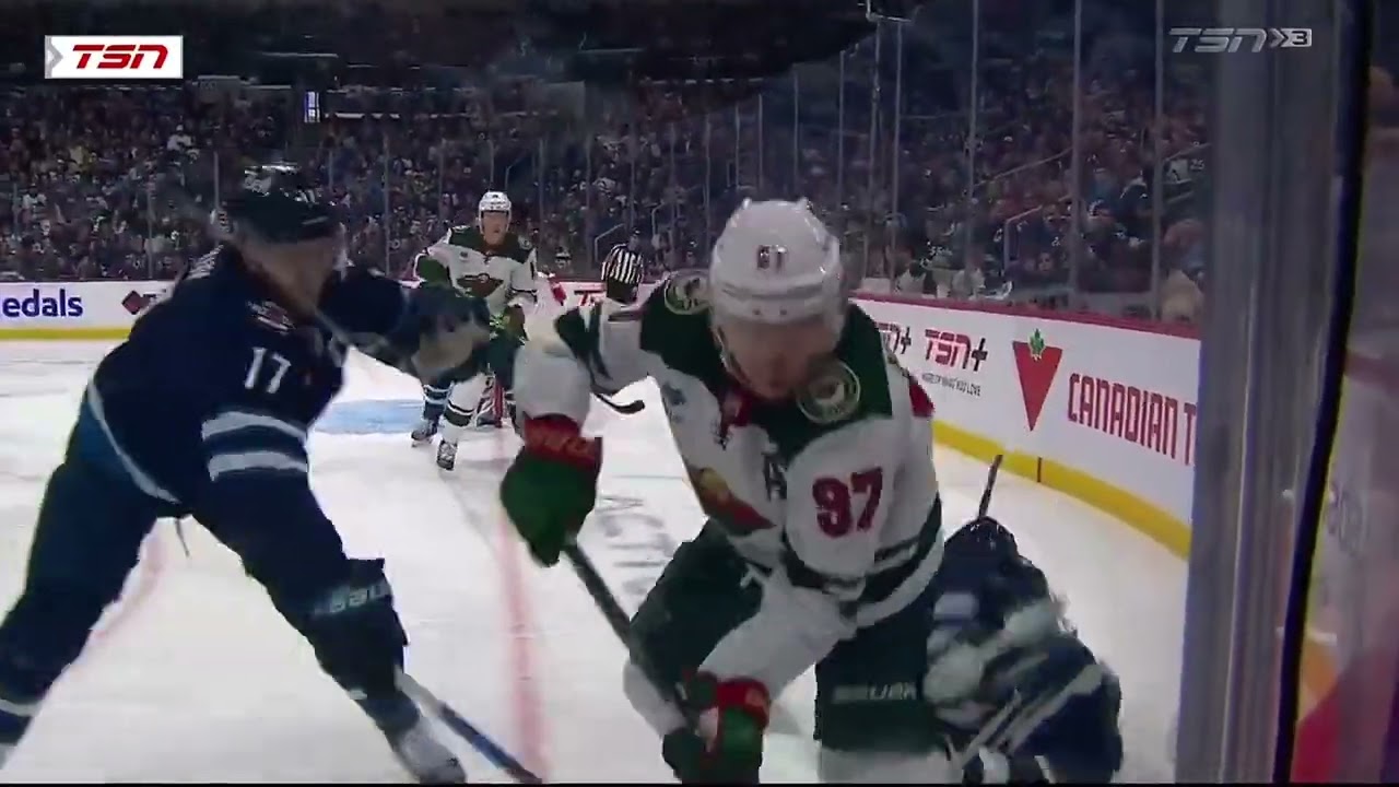 Kirill Kaprizov got injured after series of crosschecks from Dillon vs Jets (30 dec 2023)