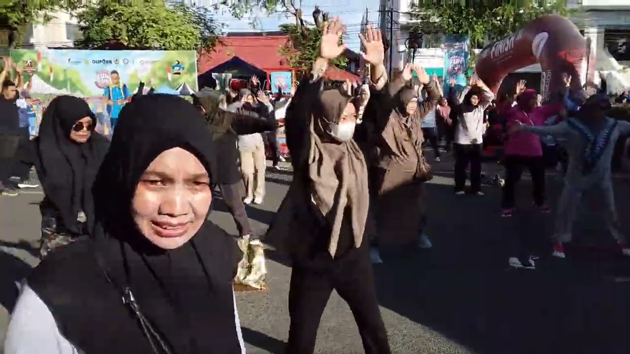 CAR FREE DAY Senam Sehat Bersama Bergembira Banda Aceh 
