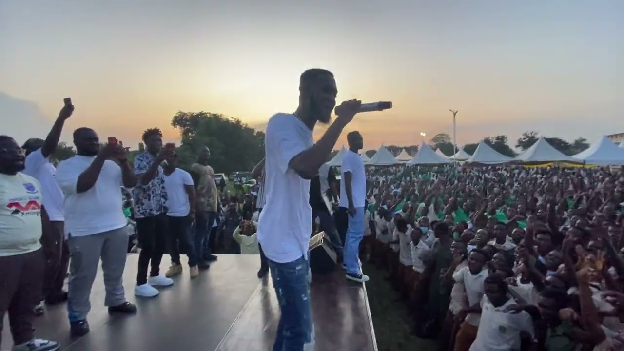 Yaw Tog massive performance at Owass @ 70 basketball jam