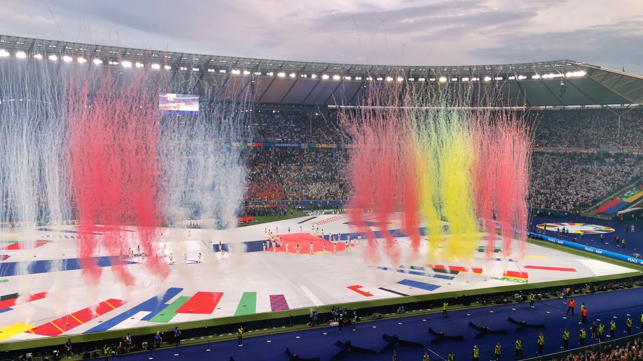 🇪🇦🏴󠁧󠁢󠁥󠁮󠁧󠁿 National Anthem England & Spain | FINAL EURO 2024 Germany | Olympiastadion Berlin