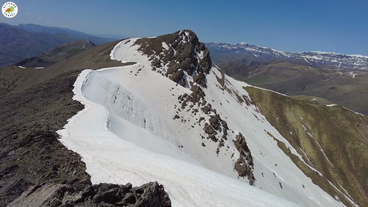 Surreal Snow Hike Along the Iraq-Turkey Border I Uludere, Şırnak, Turkey I Hiking Tour I 4K60FPS