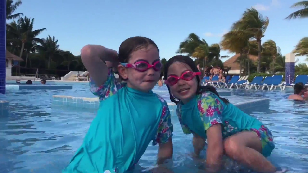 Fun Swimming Pool Games - Z Sisters