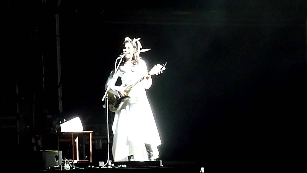 PJ Harvey Written On The Forehead Primavera Sound 2011