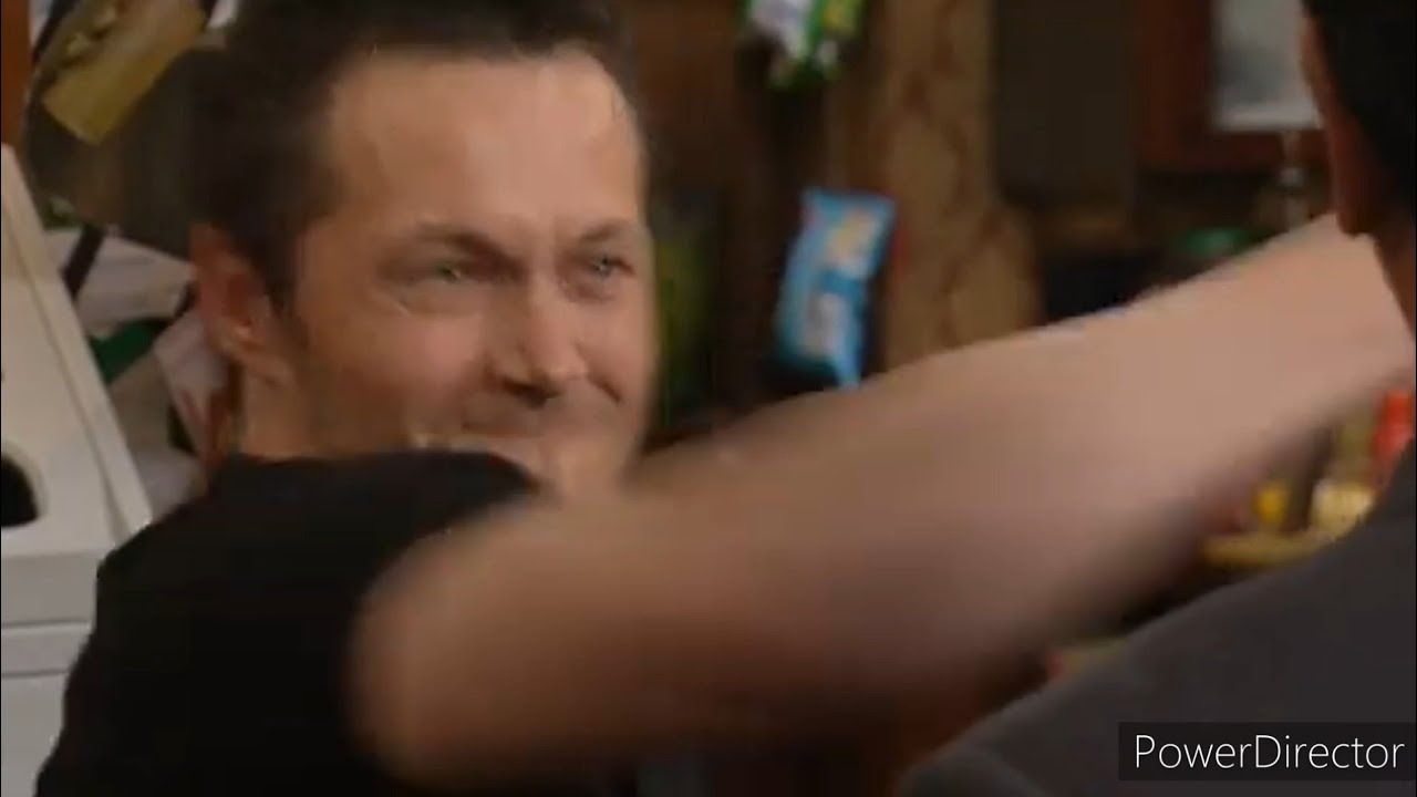 Classic Coronation Street - Charlie Stubbs Punches Dev (9th May 2005 Part 2*Original Date)