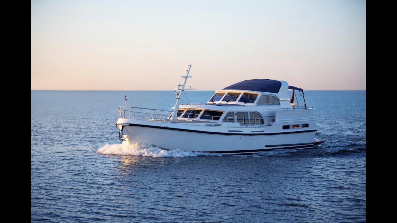 Die neue Linssen Grand Sturdy 550 AC Variotop. Exklusiv in Papenburg bei Hennings Yacht-Vertrieb.
