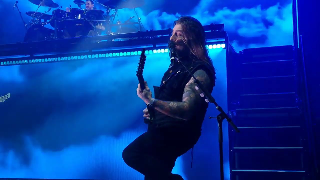 Beyond The Black - In The Shadows / Art Of Being Alone (live) @ Shepherd's Bush Empire - 16.01.26