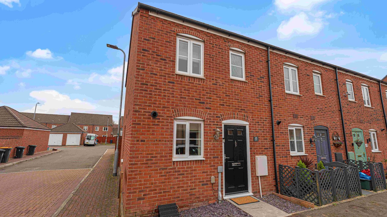 48 Lysaght Way