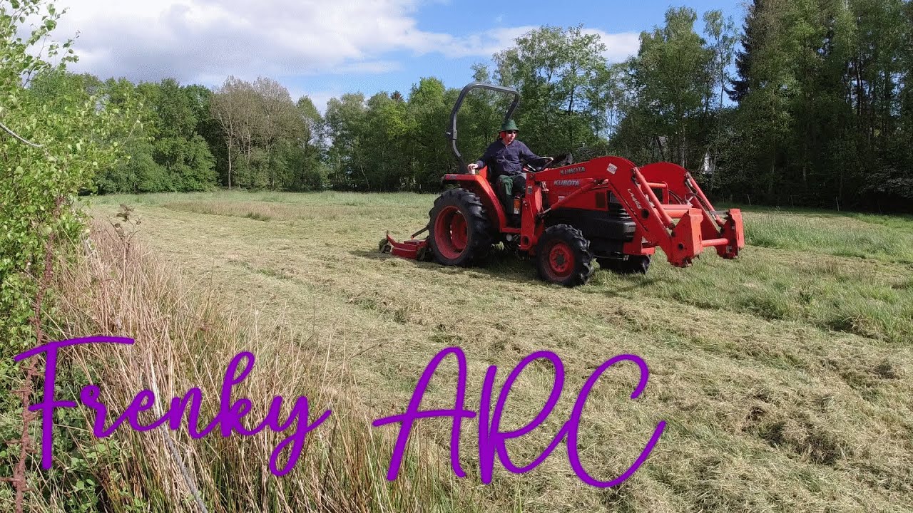 Binsen Mulchen mit einem Dema Sichelmulcher & einem Kubota L3200
