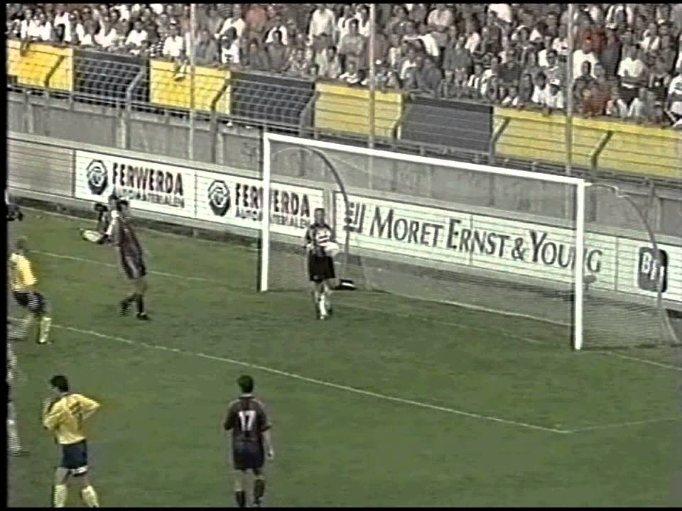 1-8-1995 S.C. Cambuur - F.C. Barcelona: Highlights (Friendly Match)