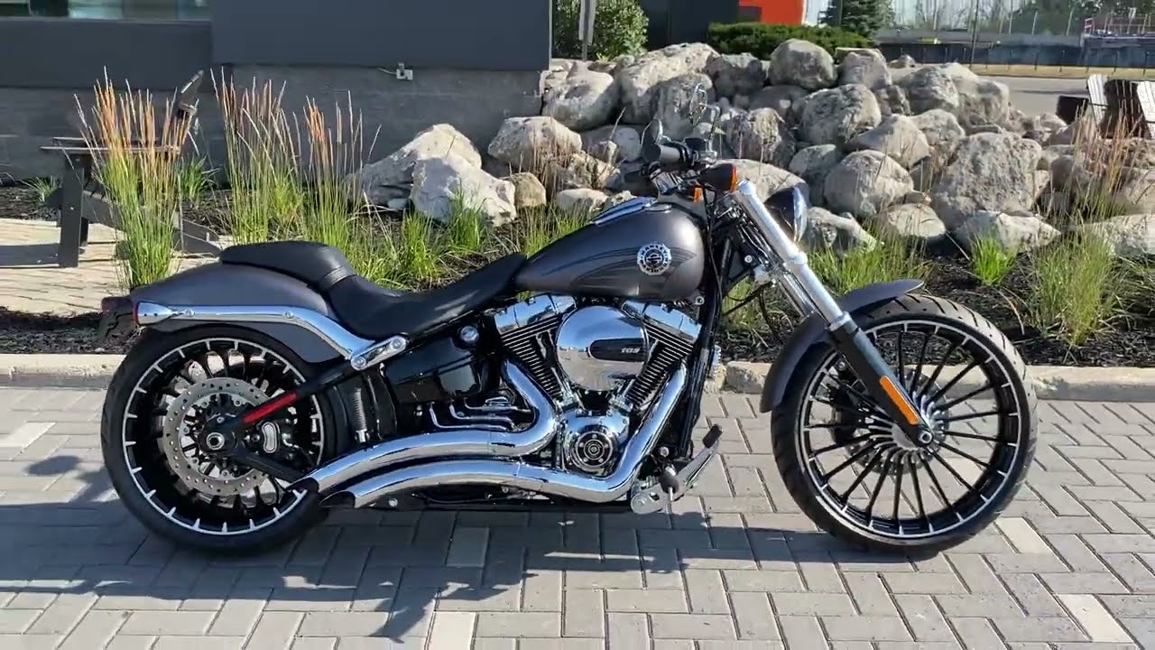 2017 FXSB Softail Breakout