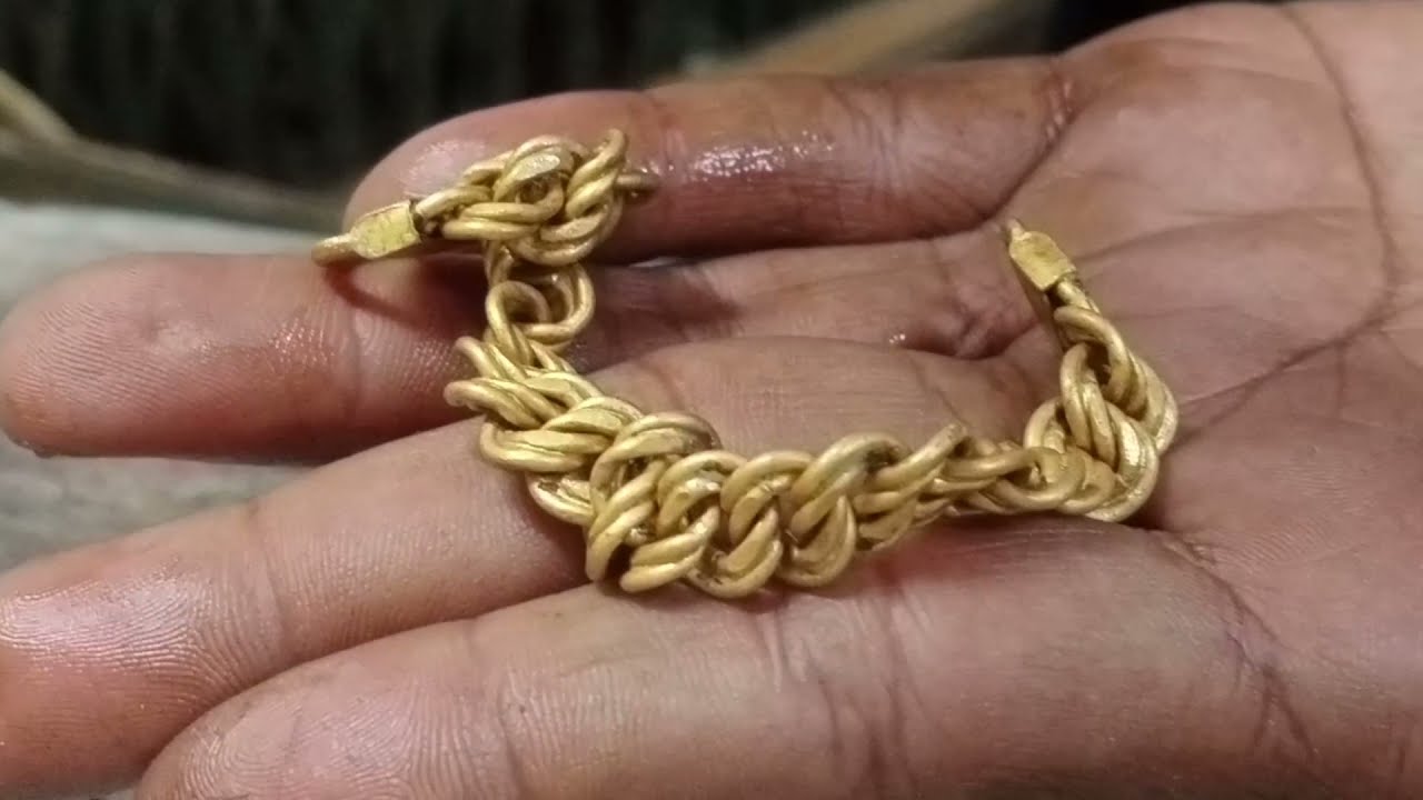 95% gold Coco hand chain.