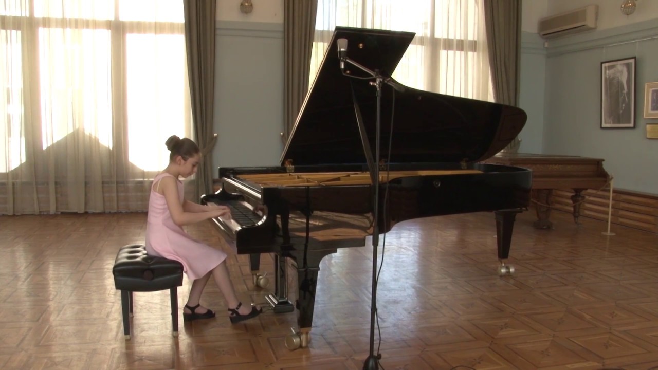 Laura Galstyan plays Mozart sonata in D major, K.311 1st movement: Allegro con spirito