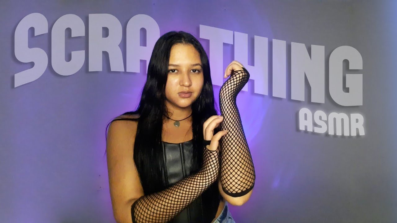 ASMR - fabric scratching / arranhando minhas roupas🙃