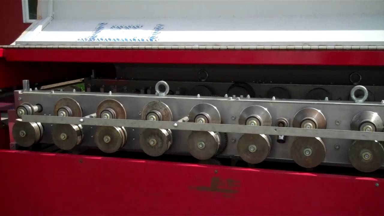 Benefits of a Standing Seam Metal Roofing Machine