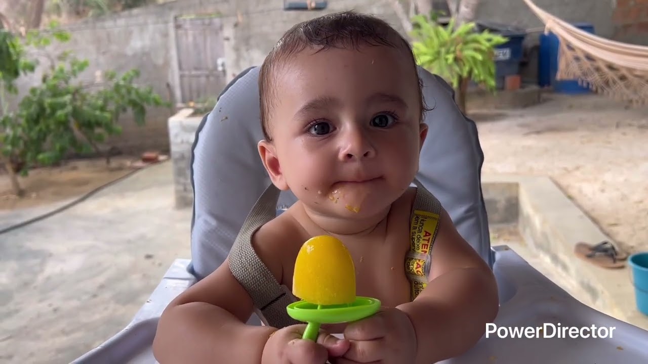 APARECEU OS PRIMEIROS DENTINHOS EM RAVI!