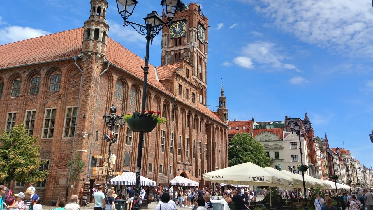 🇵🇱 TORUŃ | City centre | ul.Szeroka