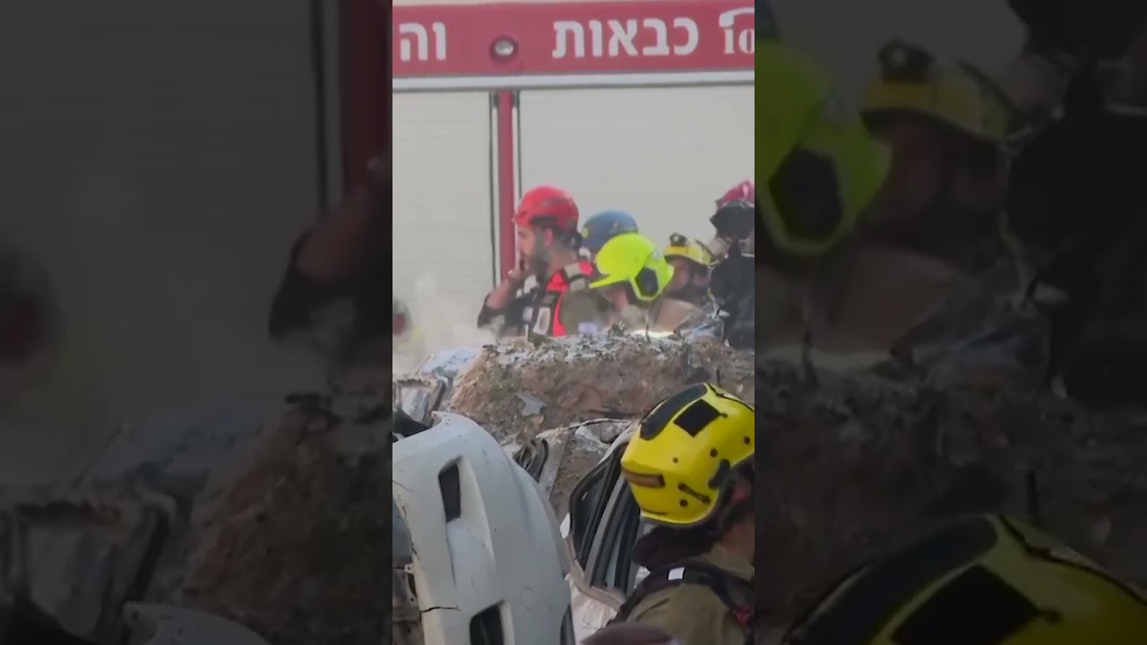 Israeli responders in Tel Aviv after Iranian strike