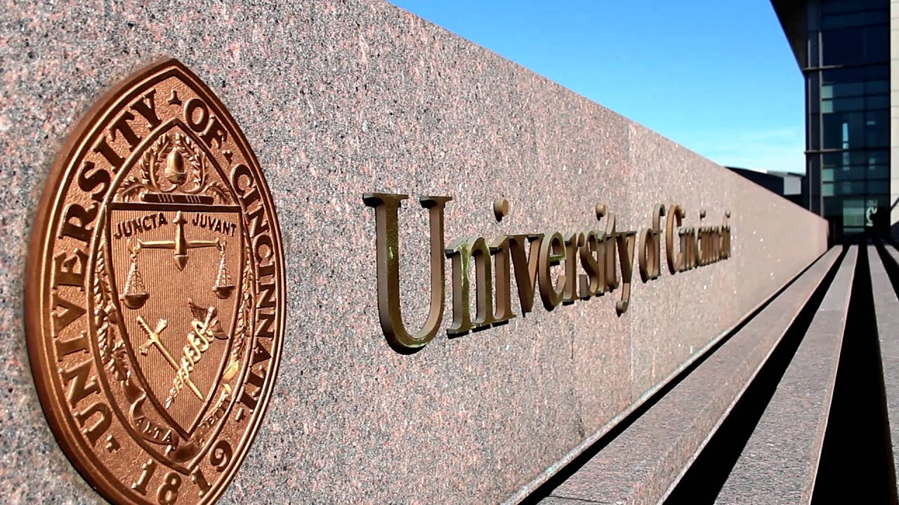 UC's Global Student Insights: China's Xiaowen explains how to find an internship