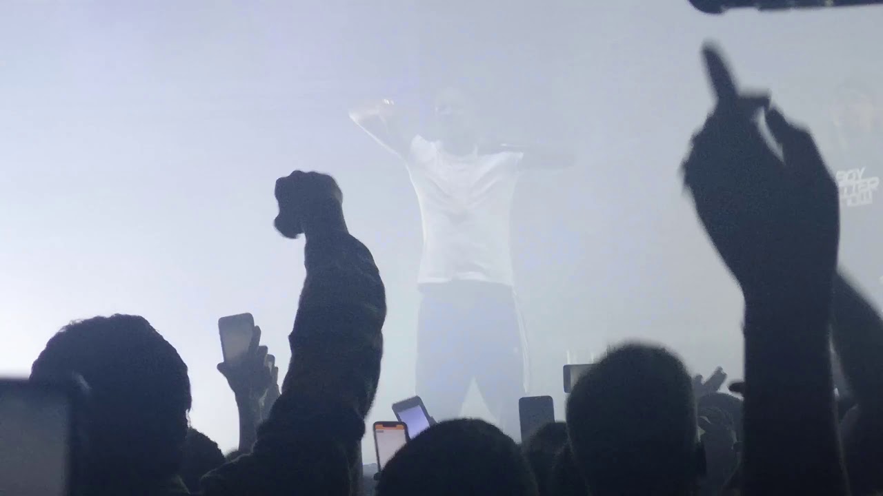 GIGGS BRINGS JME OUT - MAN DON'T CARE - MANCHESTER