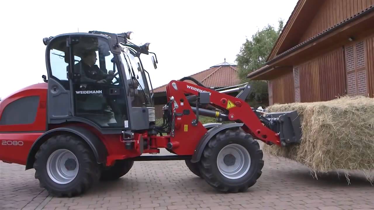 Weidemann kniklader 1880 en shovel 2080 paardenstal