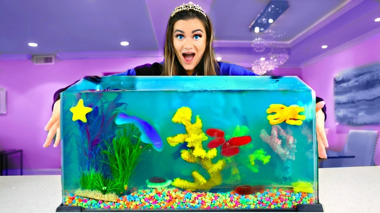 Making a JELLO AQUARIUM out of Candy! | CloeCouture