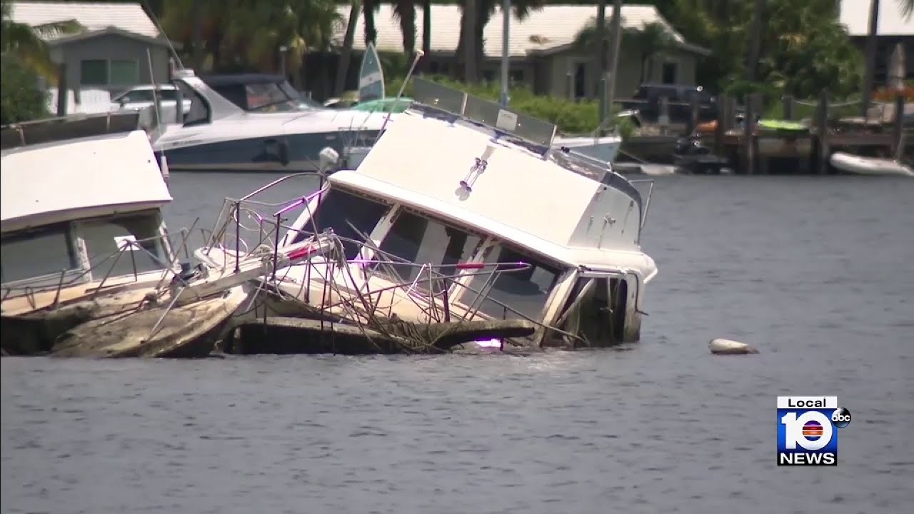 Hollywood residents target abandoned boats