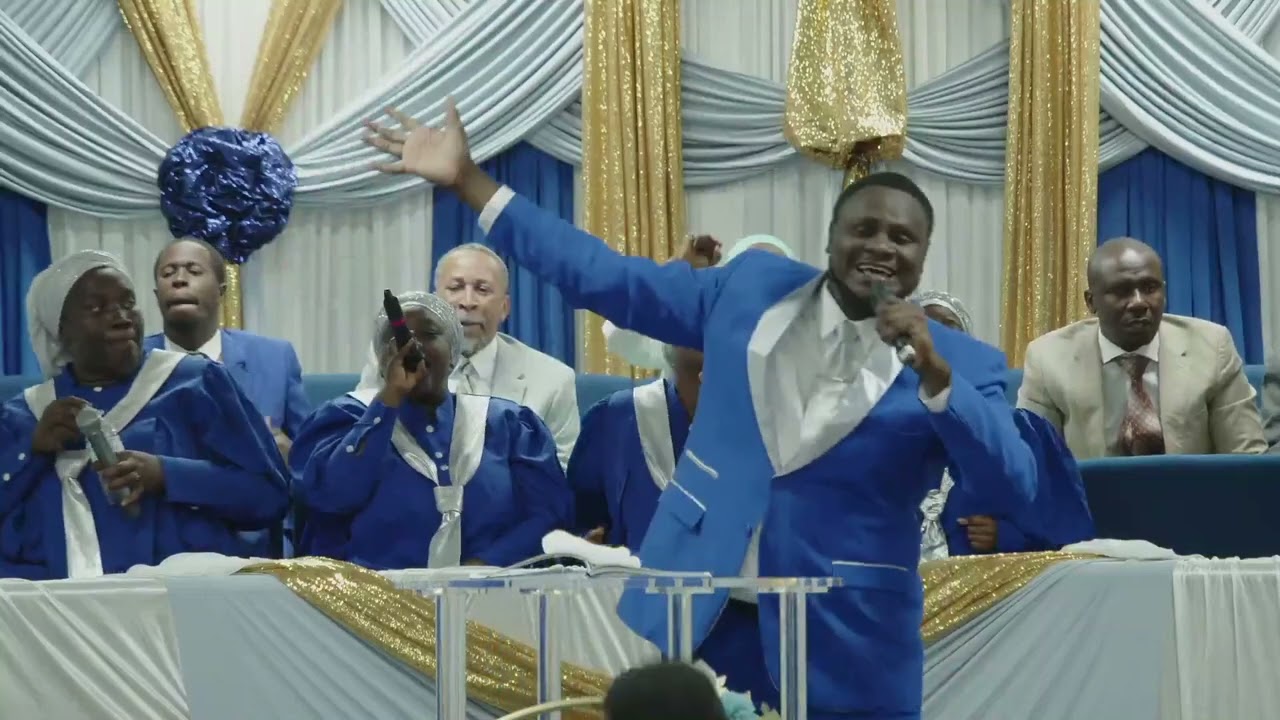 Louwanj pou Bondye ki te jwenn nou, se pou'n aklame Jezu wa nou!