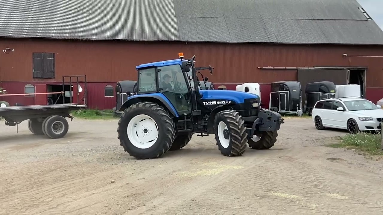 New Holland TM 115