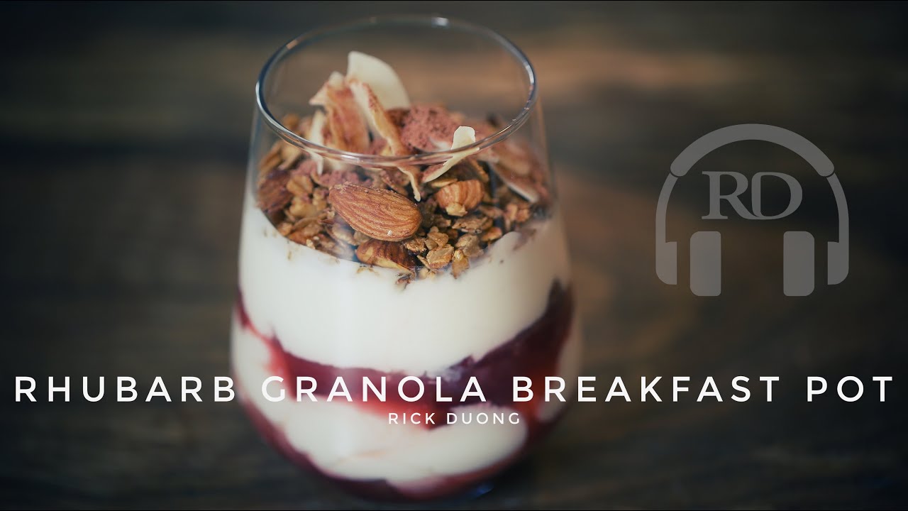 Rhubarb Granola Breakfast Pot | Rick Duong