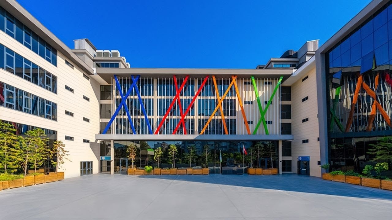 Bahçeşehir Koleji Lara Kampüsü