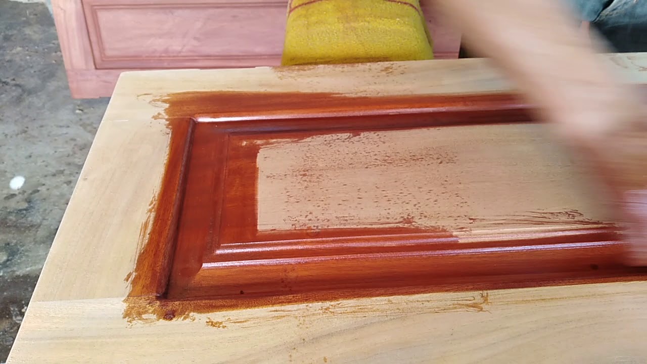 Puerta fabricado en caoba