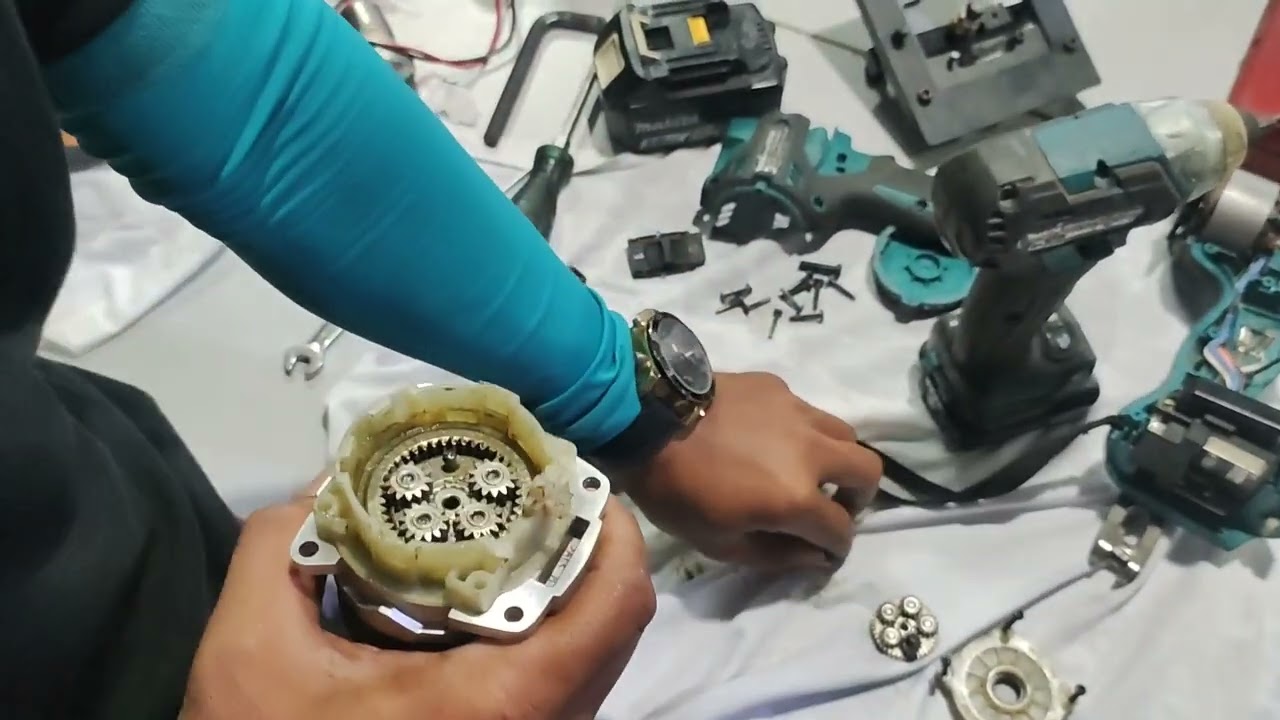 How to Repair #makita DDF486