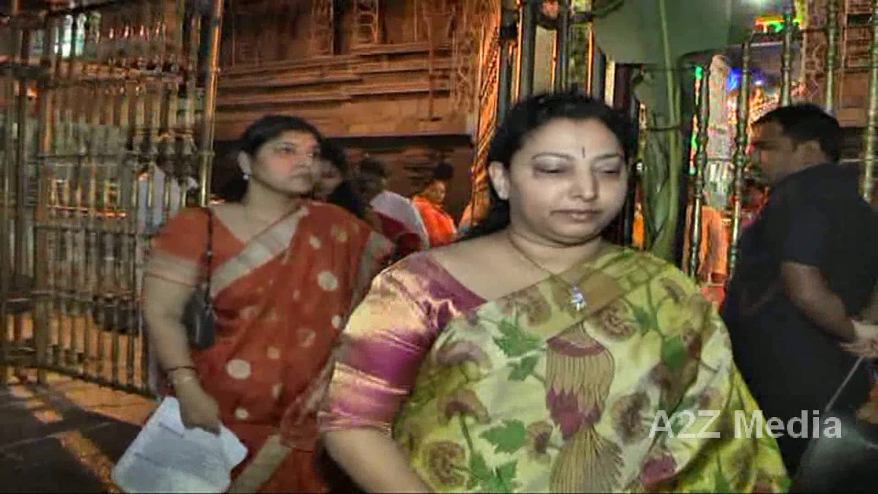 Balakrishna wife Vasundhara devi visits Tirumala | A2Z Media