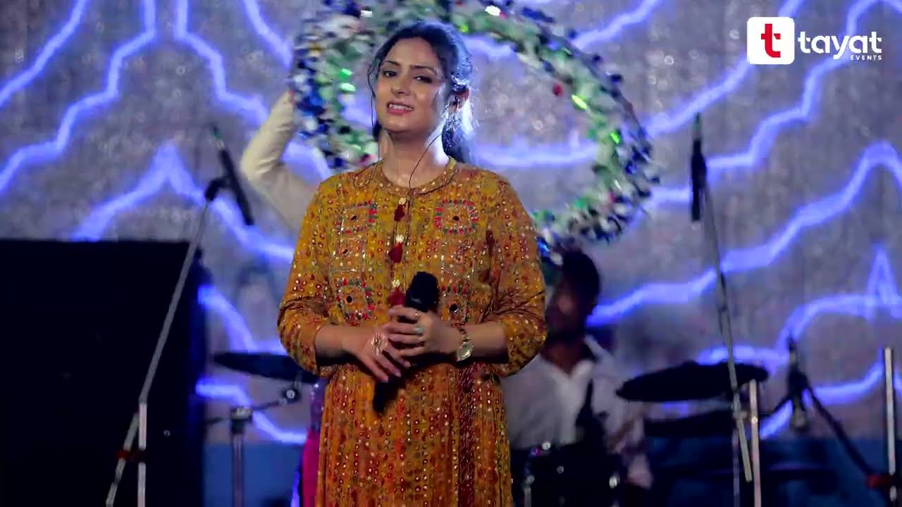 Tu Shayar Hai Main Teri Shayari | Hindi Romantic Song | Anuradha Ghosh Live Singing