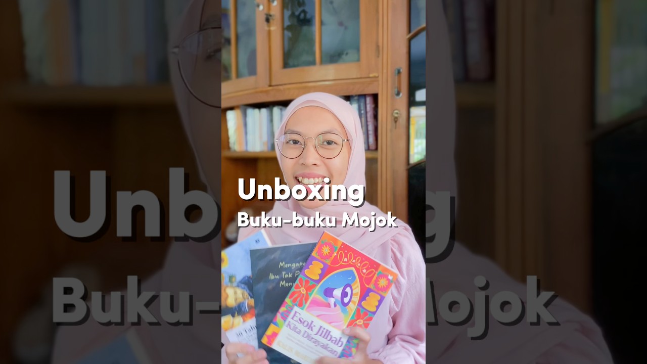 Распаковка трёх новых книг от Mojok и EA Books 😍 #shorts #booktok #unboxing #books #fyp