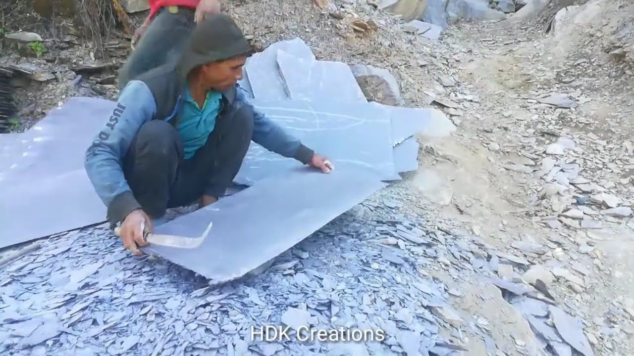 Dhunga khani II यस्तो छ ढुङ्गा खानीको मेहनत II Ghara chhaune dhunga kasaree katinchha