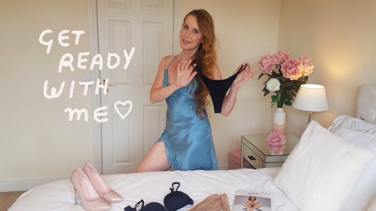 Get ready with me , pantyhose and minis skirt try on | office wear | heels