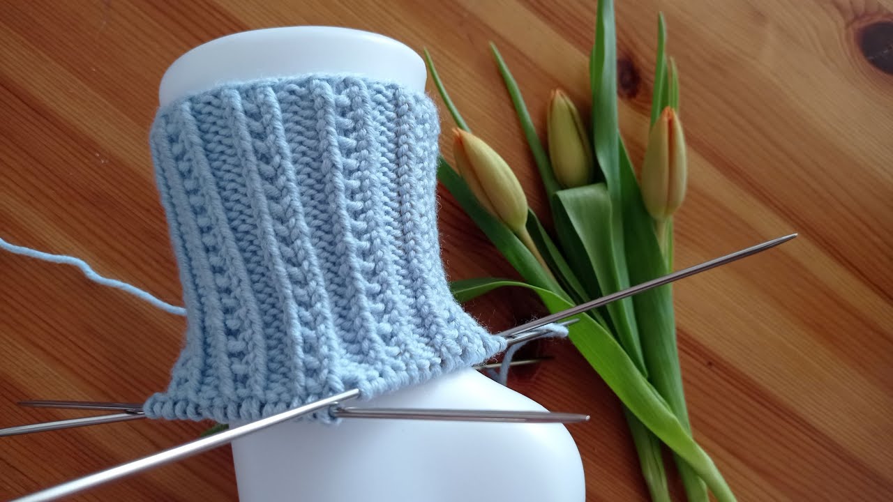 Elegantes Rippenmuster für Sockenbündchen, Mütze, Snood....usw.