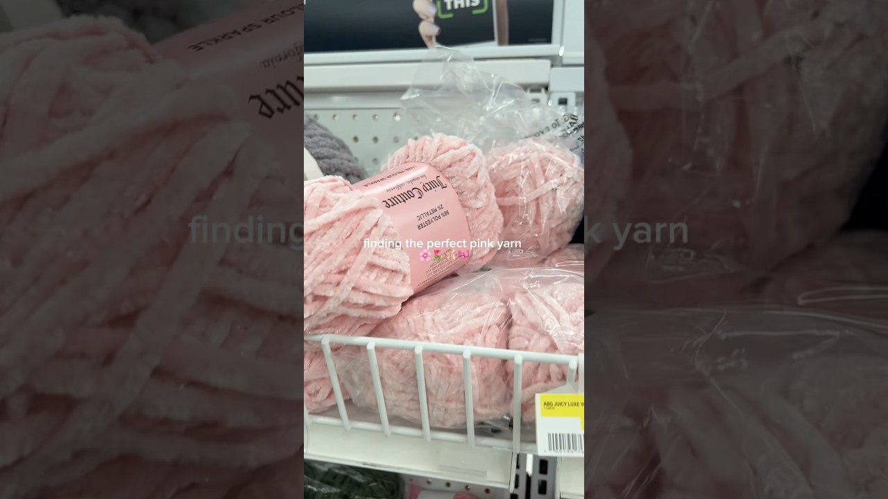 finding the perfect pink yarn 🎀  #crochet #crochetting #crochetpink