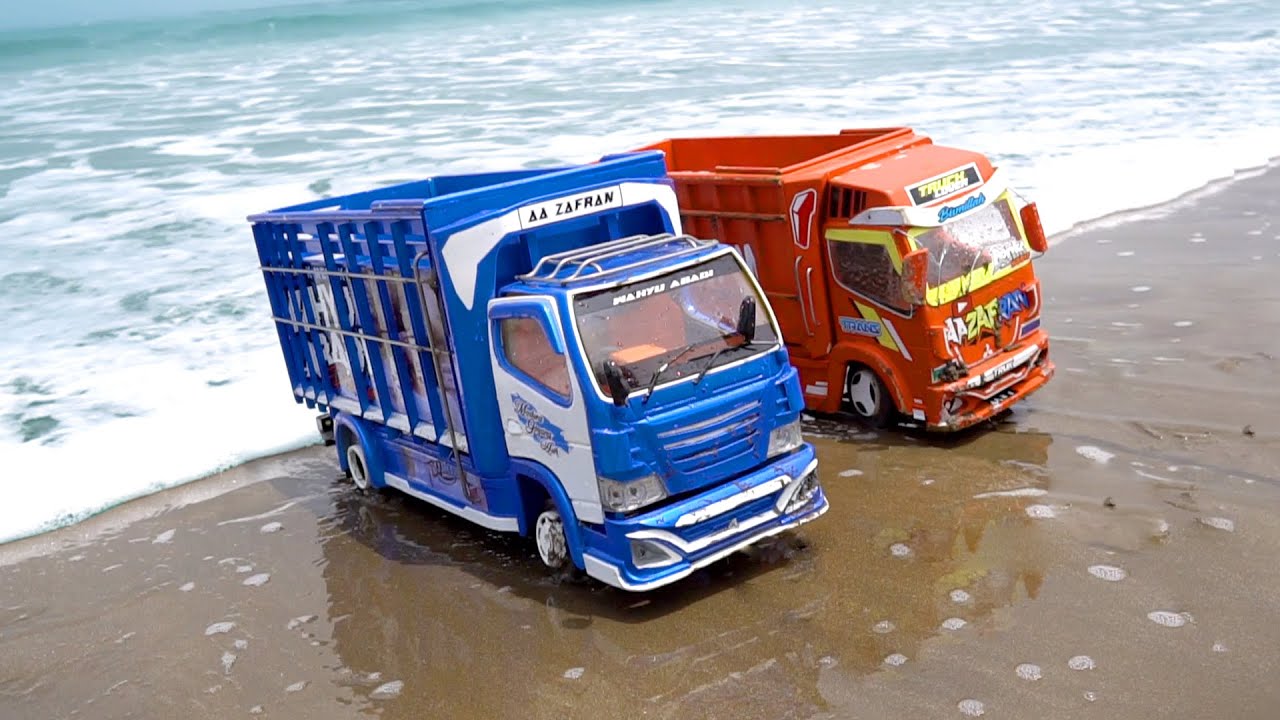 Cerita Truk Oleng Wahyu Abadi dan Truk Aa Zafran Main ke Pantai Pangandaran, Auto Basah Basahan Deh